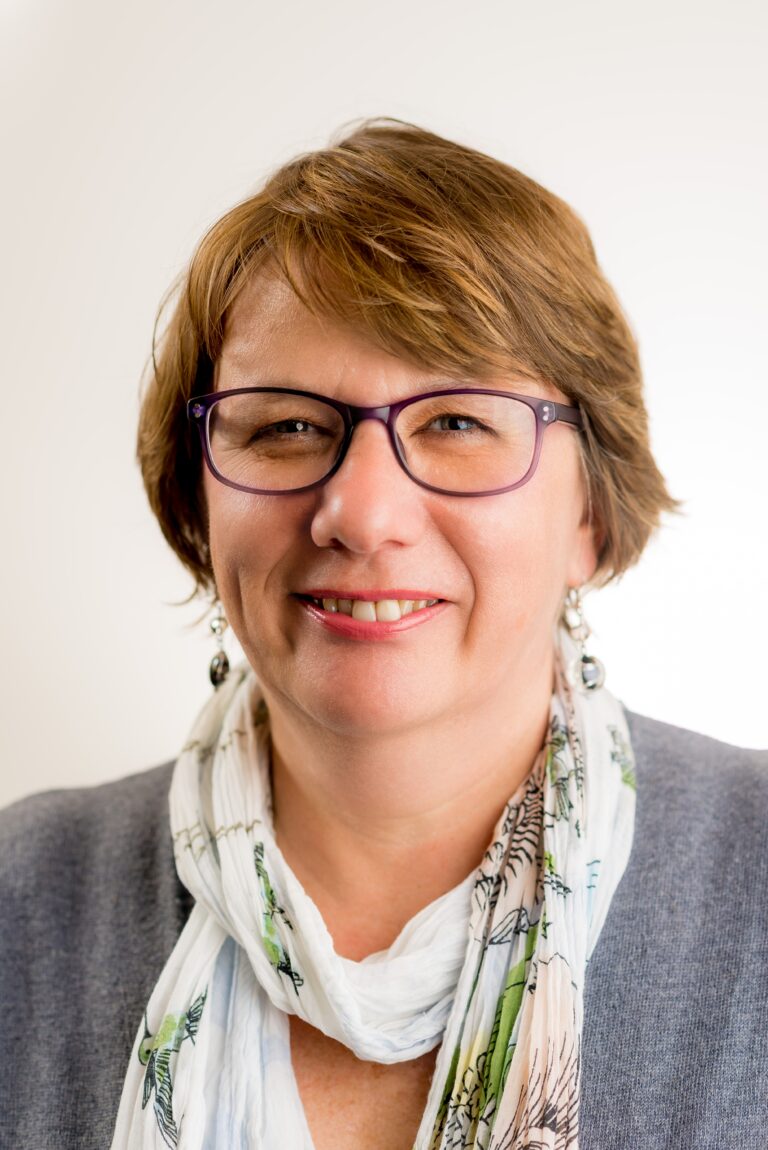 Dr. Jane Waite