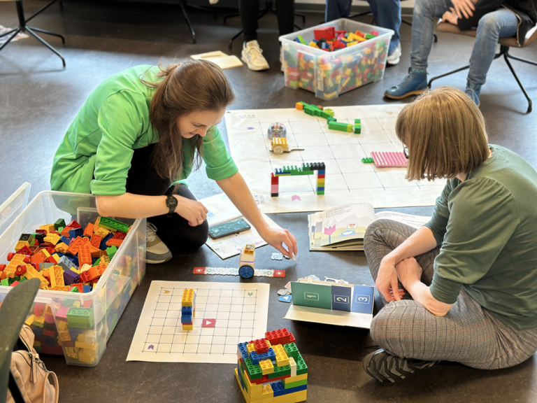 O1: Teknologiforståelse i indskolingen med Pingvinen Jack