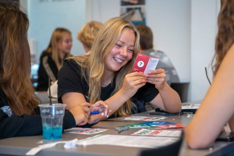 DIGIchat – Et læringsbrætspil om digital dannelse